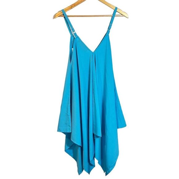 NWT NY&C New York & Company Sleeveless Flowy Blue Handkerchief Hem Blouse - Picture 2 of 6